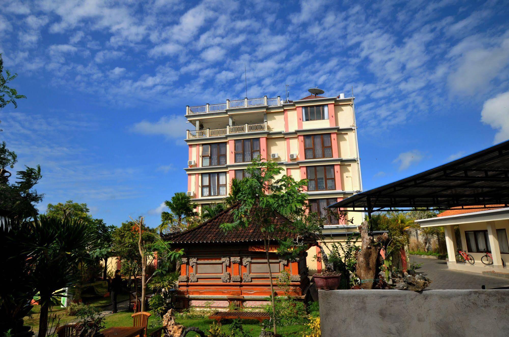 Oyo 2207 Mesten Tamarind Hotel Nusa Dua Nusa Dua  Exterior photo